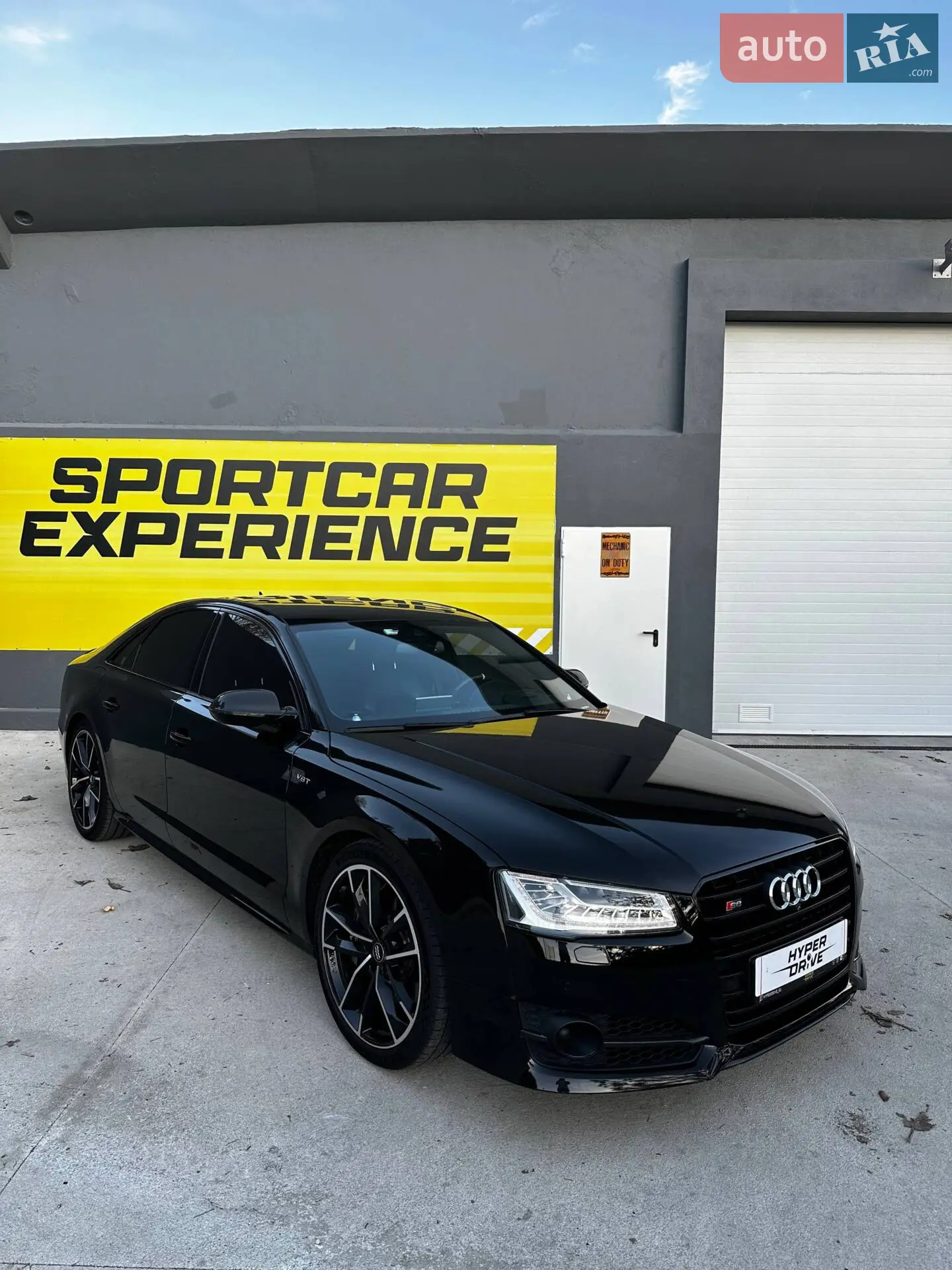 Audi S8