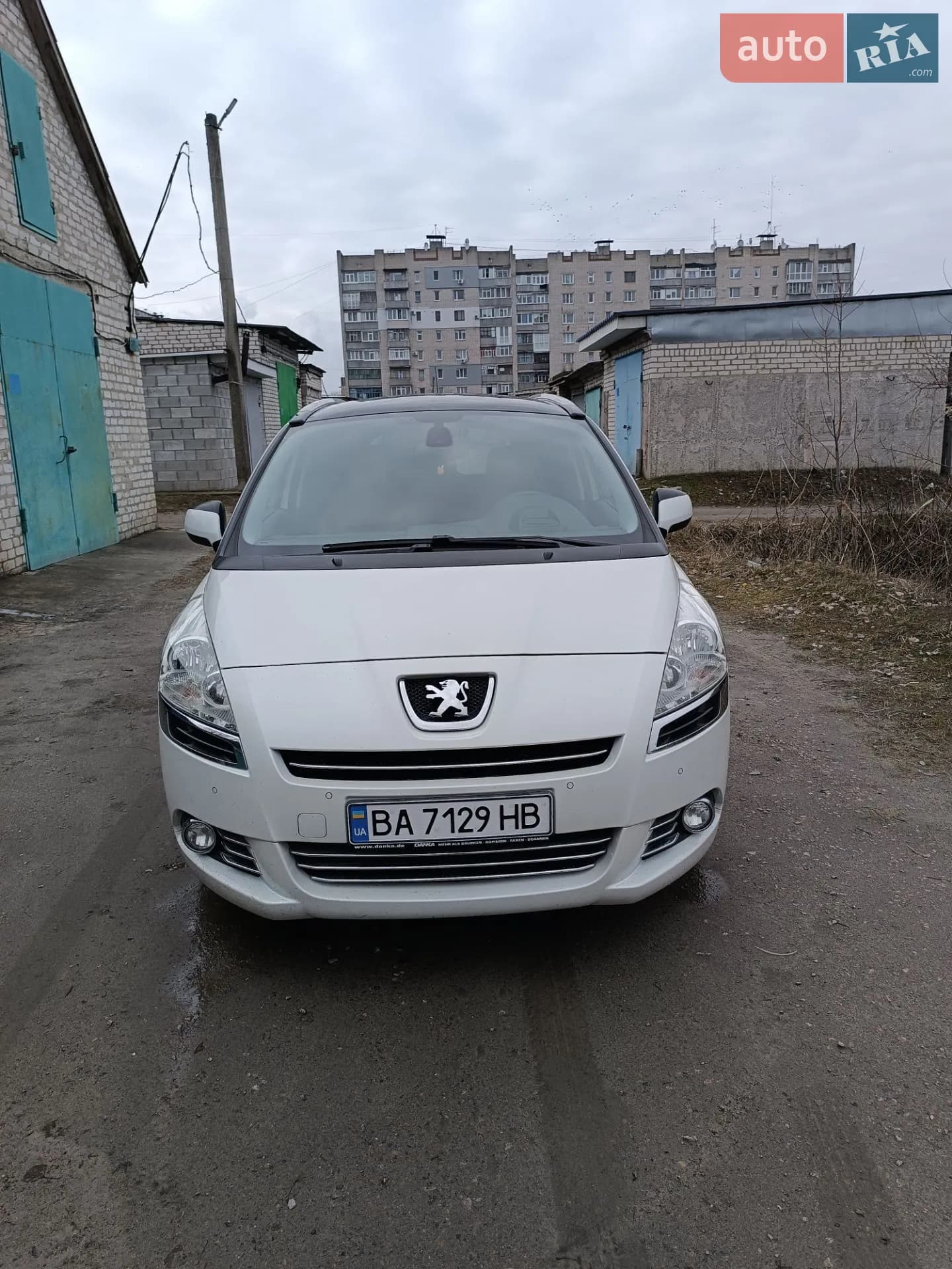 Peugeot 5008