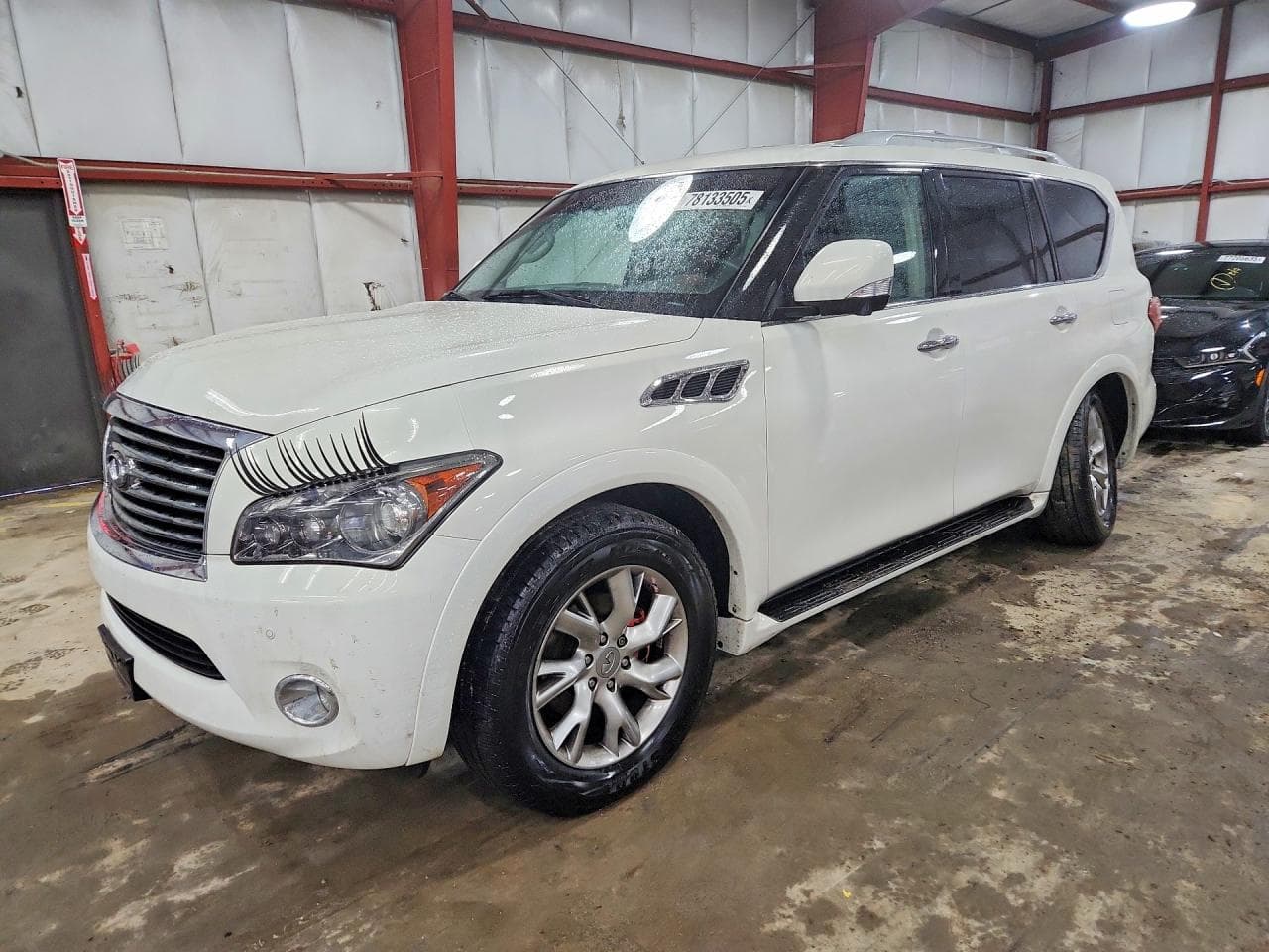 Infiniti QX56