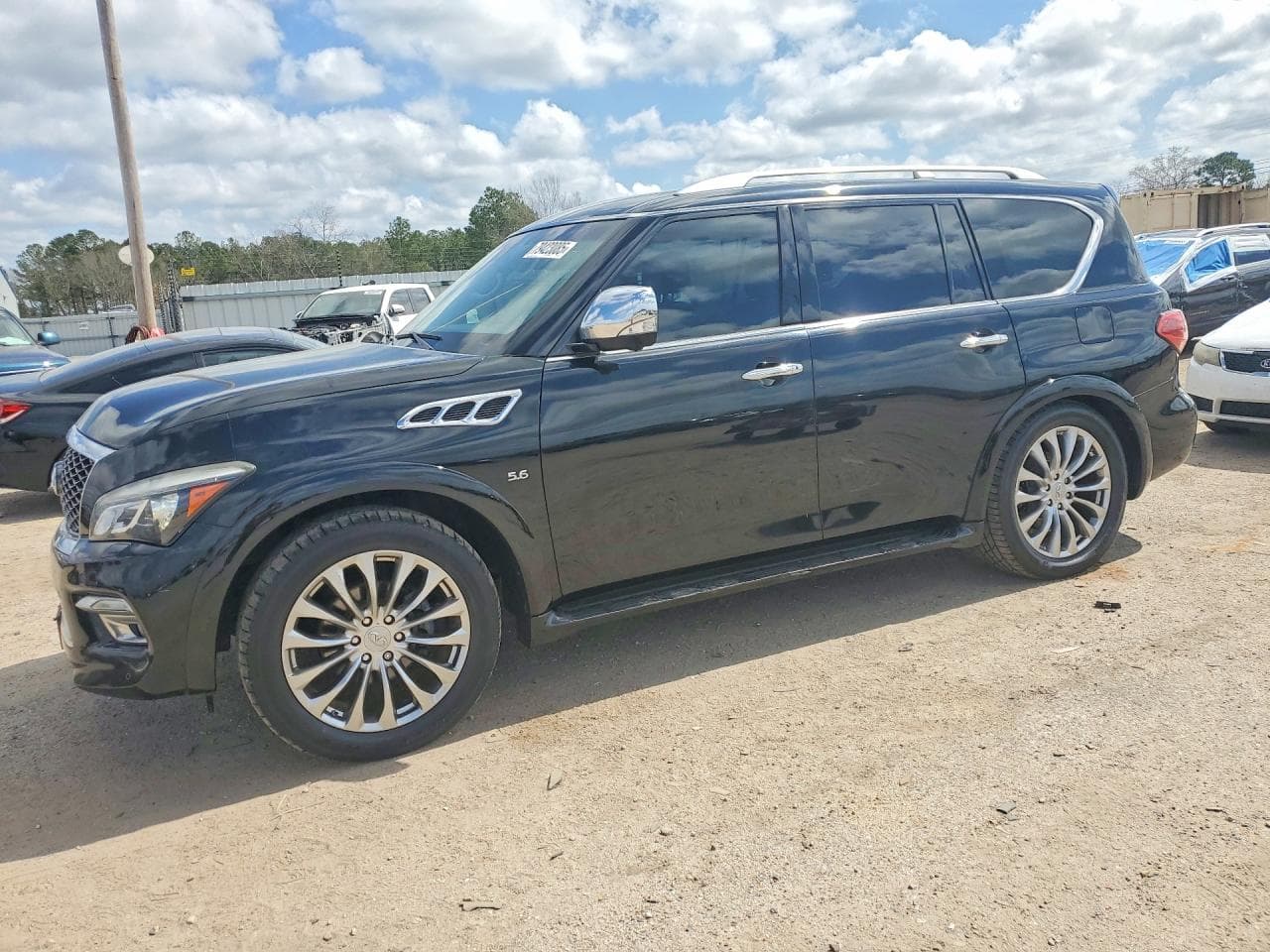 Infiniti QX80