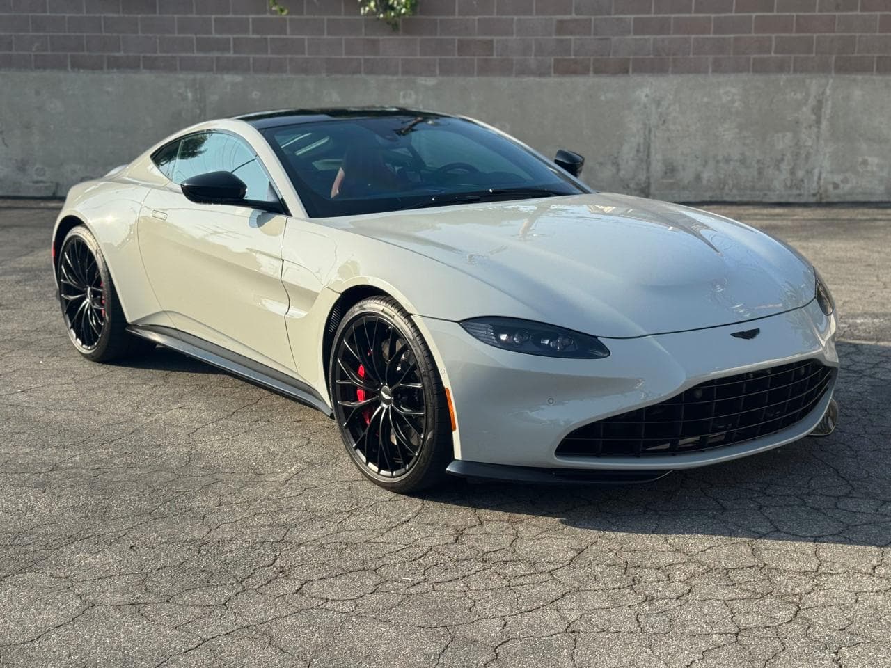 Aston Martin V8 Vantage