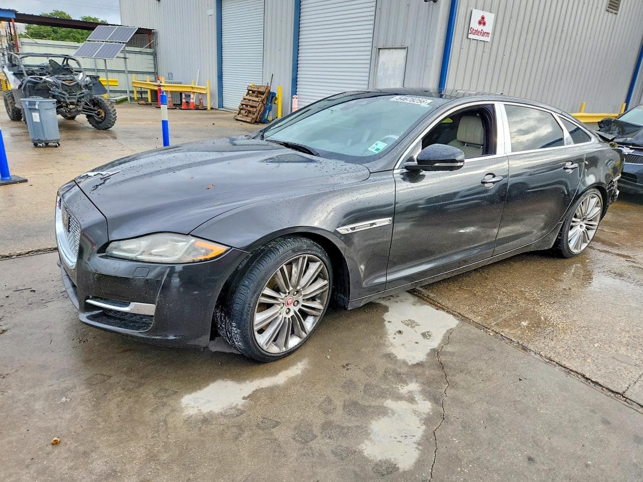 Jaguar XJ