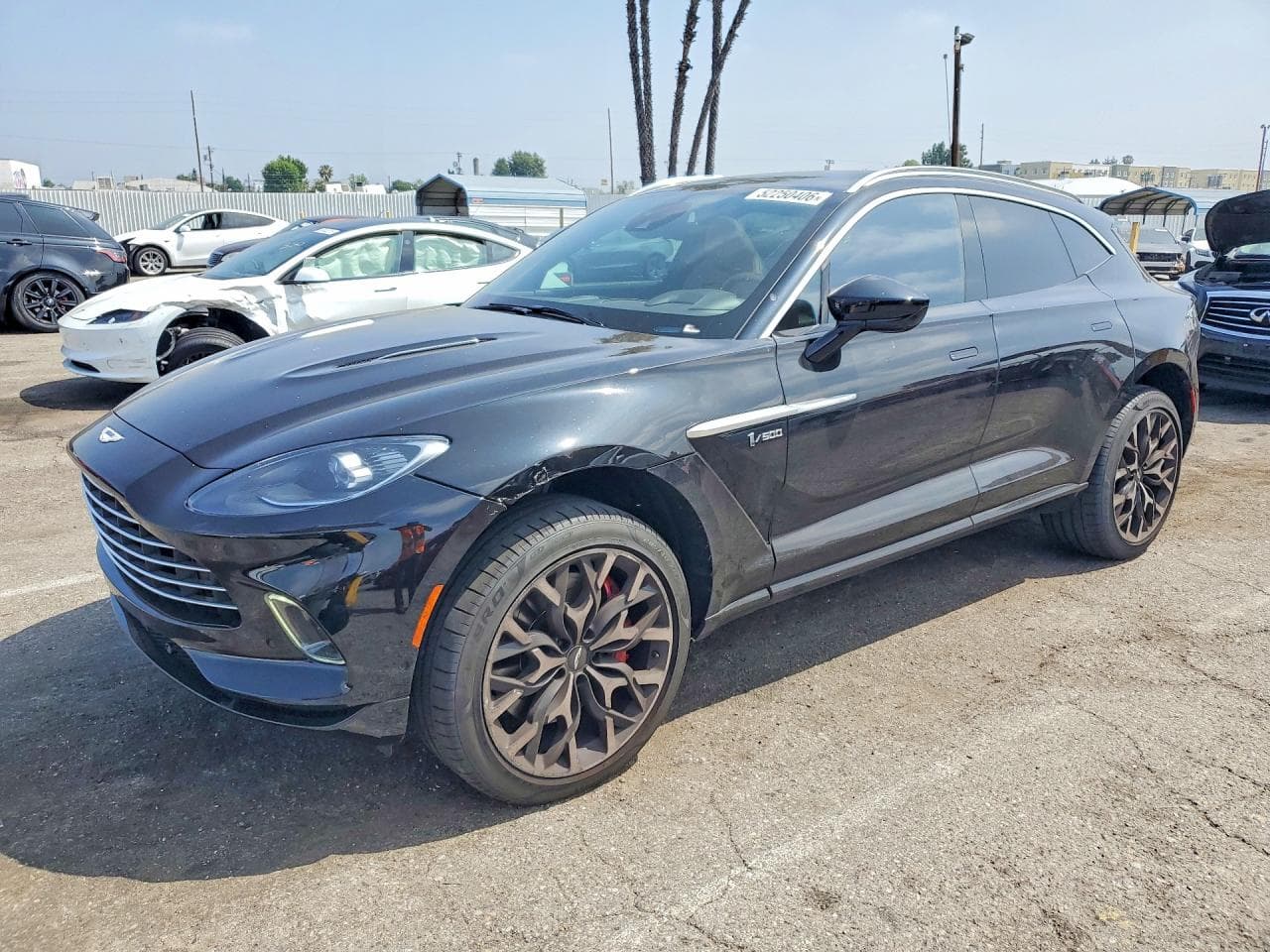 Aston Martin DBX