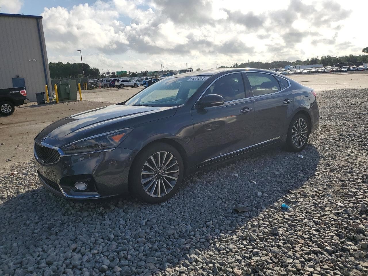 Kia Cadenza